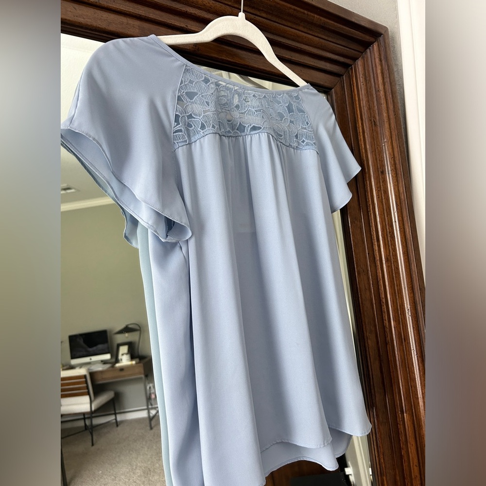 Anthropology blue blouse, lace detail, size 6, like new condition